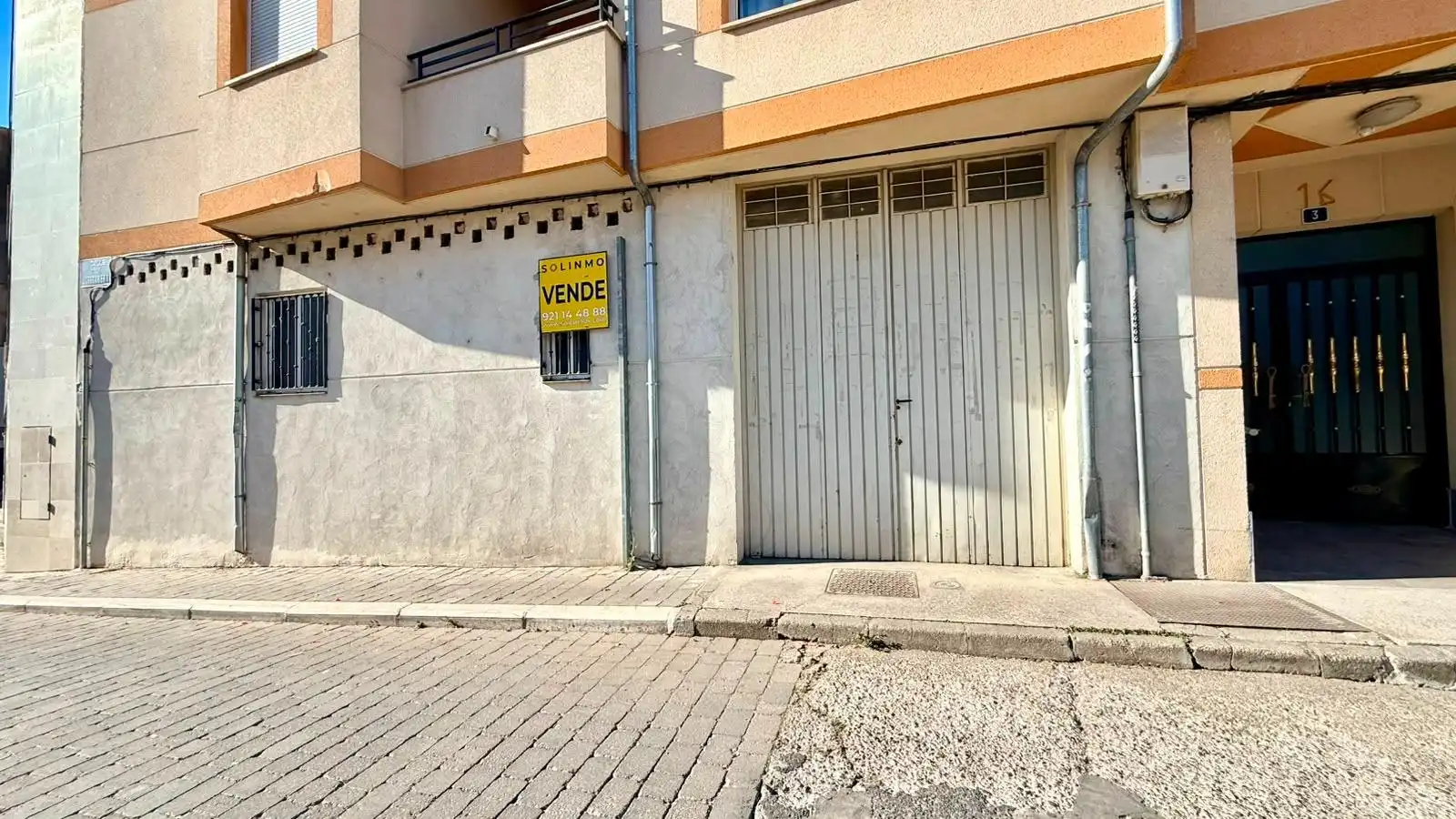Locale commerciale in vendita a Plaza Huerta Herrera 3