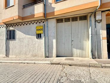 Local comercial en venda a Plaza Huerta Herrera 3