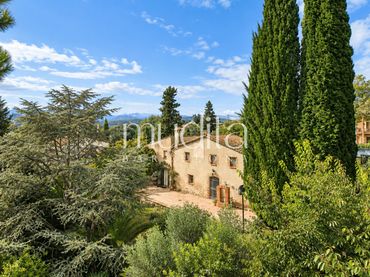 Casa rústica amb piscina en venda a L'Ametlla del Vallès