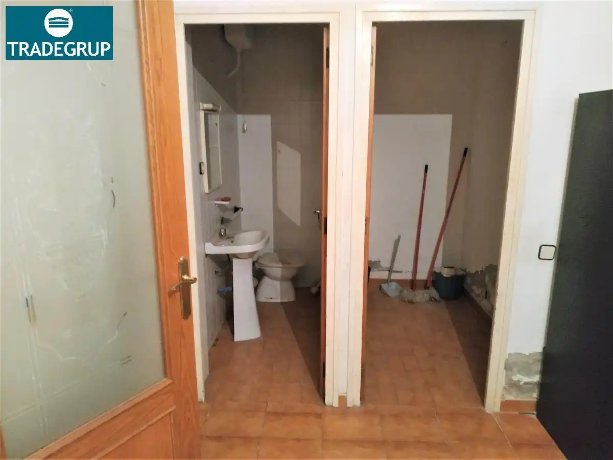 Local comercial de lloguer a Sant Jaume, imagen 8