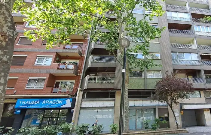 Gewerbefläche zum Verkauf in Paseo Constitución