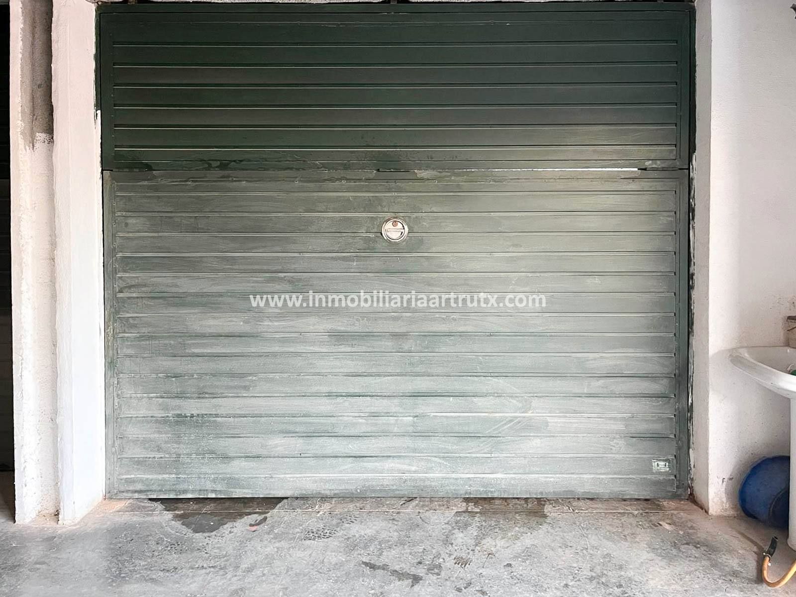 Aparcament de Garatge en venda en Ciutadella de Menorca