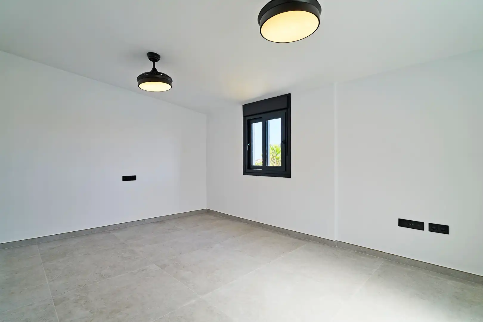 Haus oder Chalet zum Verkauf in Mijas mit Heizung, Privatgarten und Terrasse