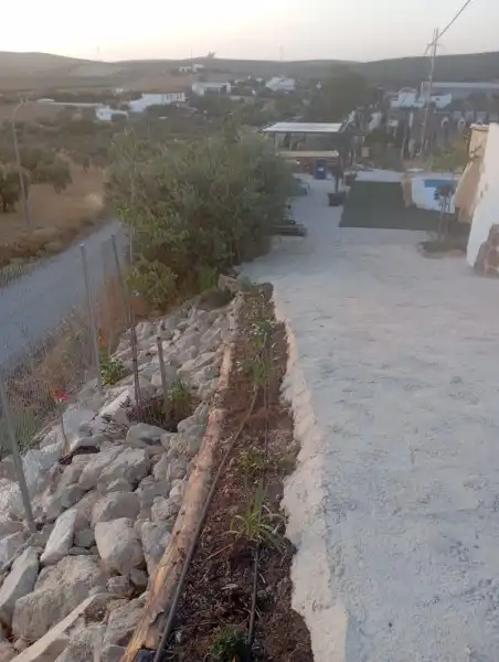 Terraza de Finca rústica de alquiler en Lucena con Aire acondicionado, Lavadora y Microondas
