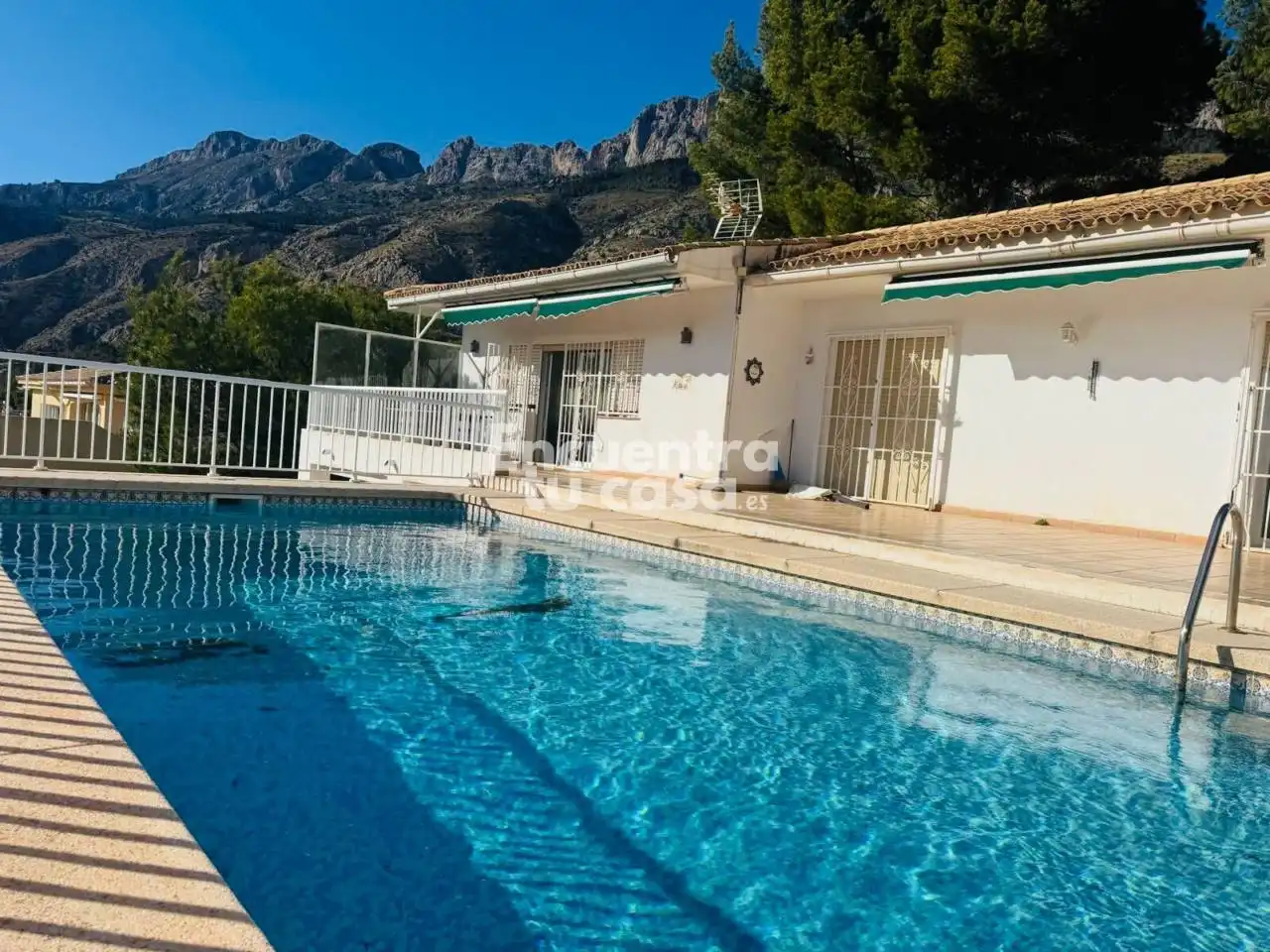 Xalet amb piscina en venda a Calle Lavanda, imagen 2