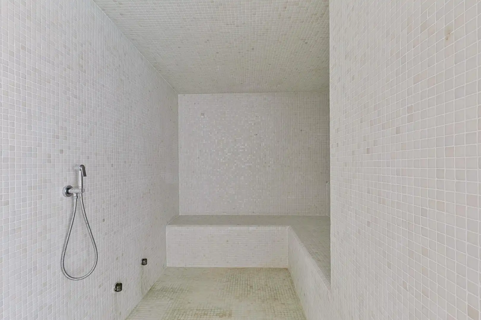 Bany de Apartament en venda en Fuengirola amb Aire condicionat, Calefacció i Terrassa