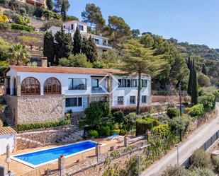 Vista exterior de Casa o xalet en venda en Begur amb Calefacció, Terrassa i Traster