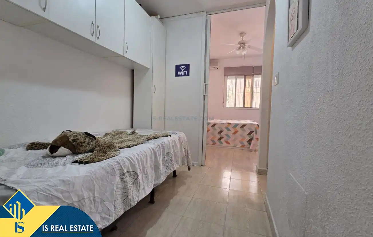 Dormitori de Estudi en venda en Torrevieja amb Aire condicionat, Calefacció i Terrassa