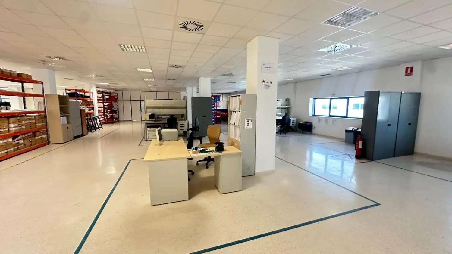 Fabrikhallen zur Miete in La Rinconada
