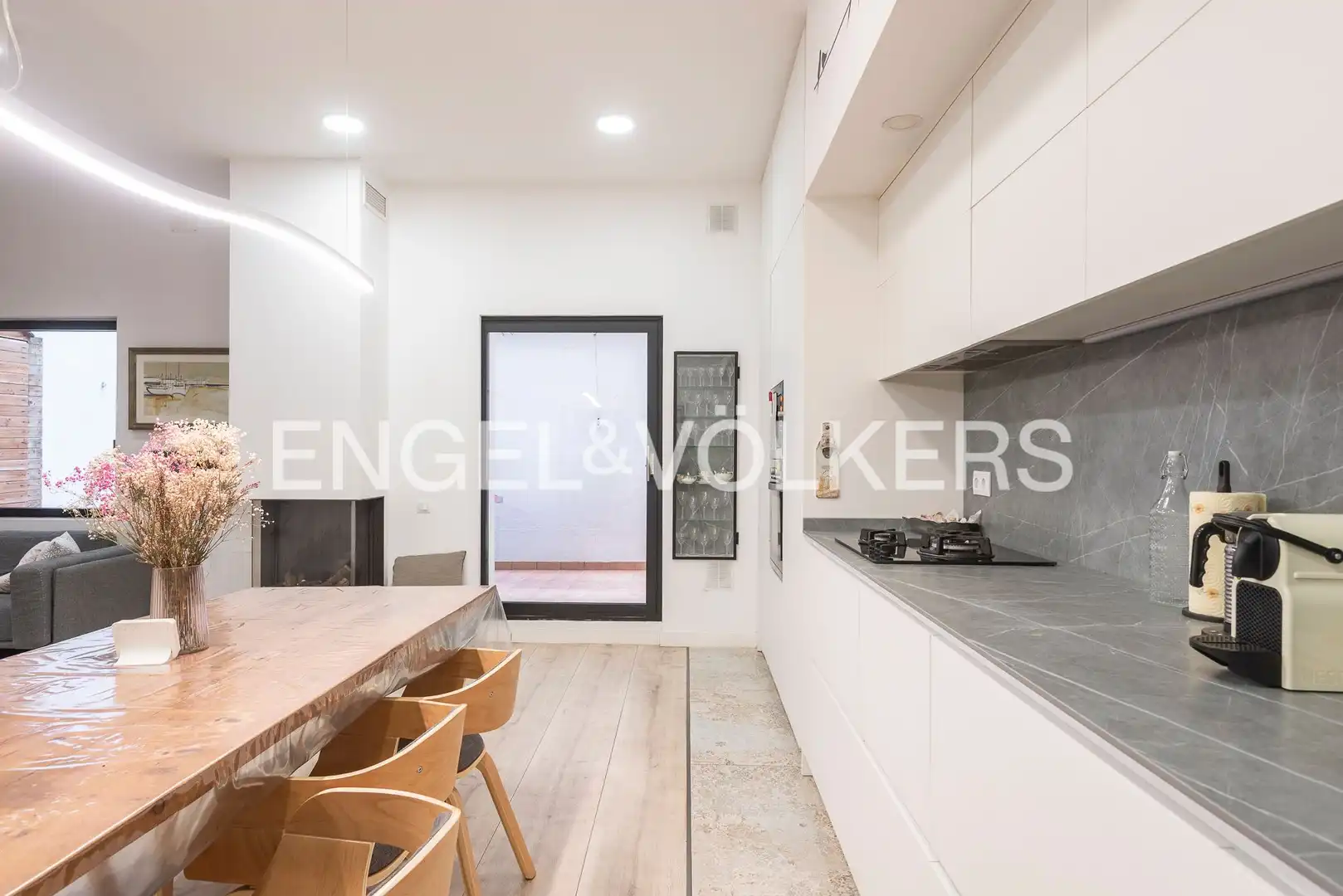 Kitchen of Flat for sale in Barcelona  with Air Conditioner, Heating and Parquet flooring