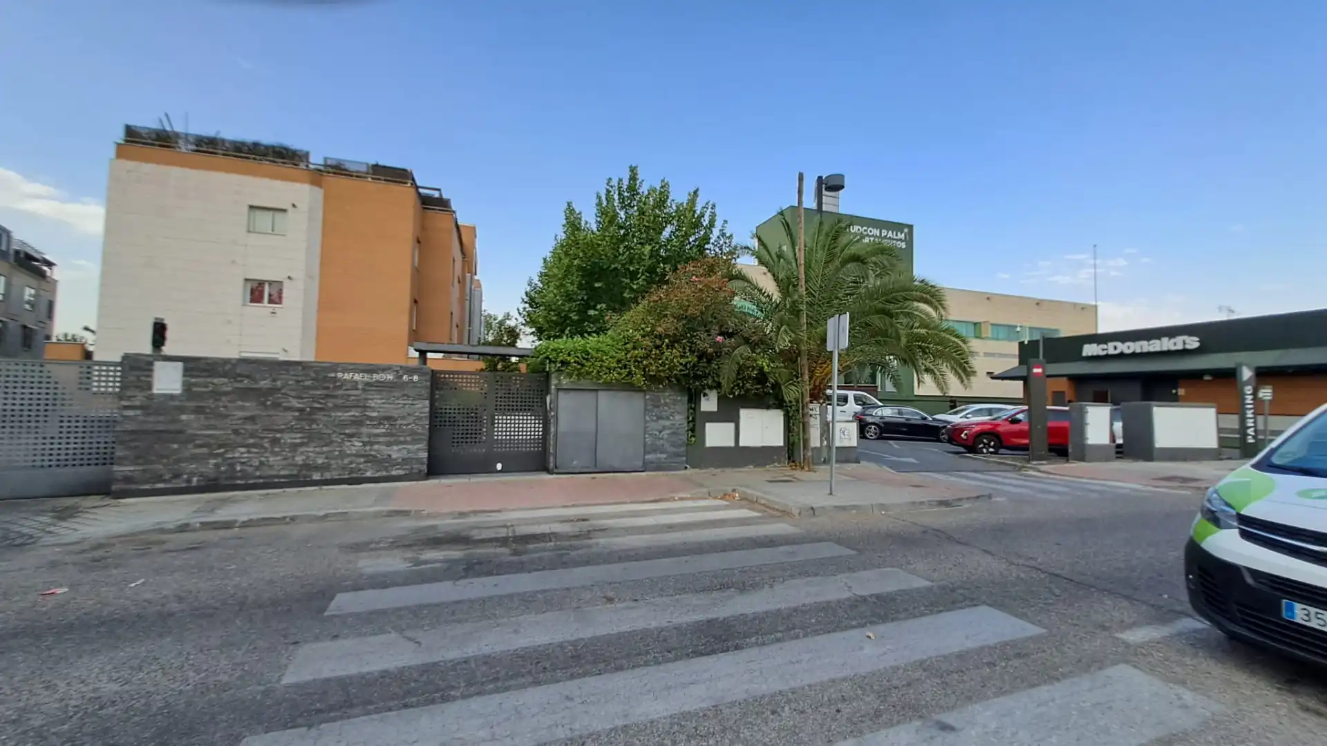 Außenansicht von Wohnung zur Miete in Madrid mit Klimaanlage, Heizung und Abstellraum