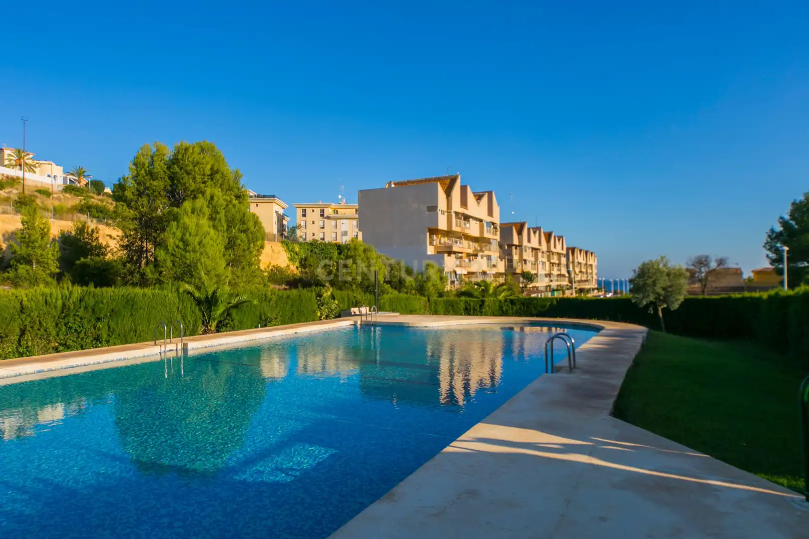 Exterior view of Apartments for rent in Calpe / Calp  with Air Conditioner, Oven and Washing machine