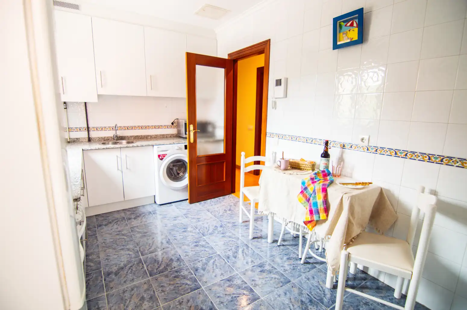 Kitchen of Flat for sale in Oviedo   with Heating, Parquet flooring and Terrace