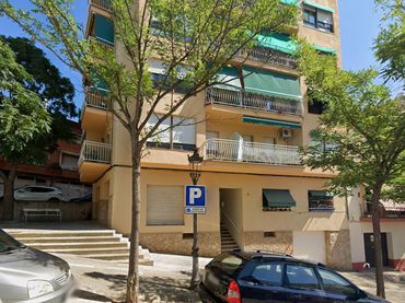 Locale commerciale in vendita a Av Dr Fleming