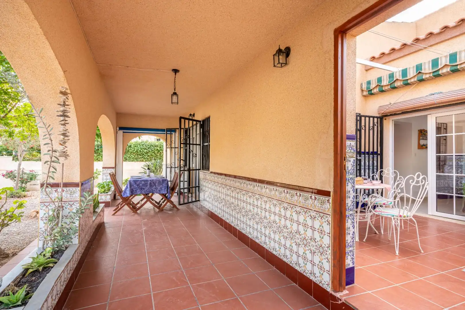 Houses for sale in Roquetas de Mar