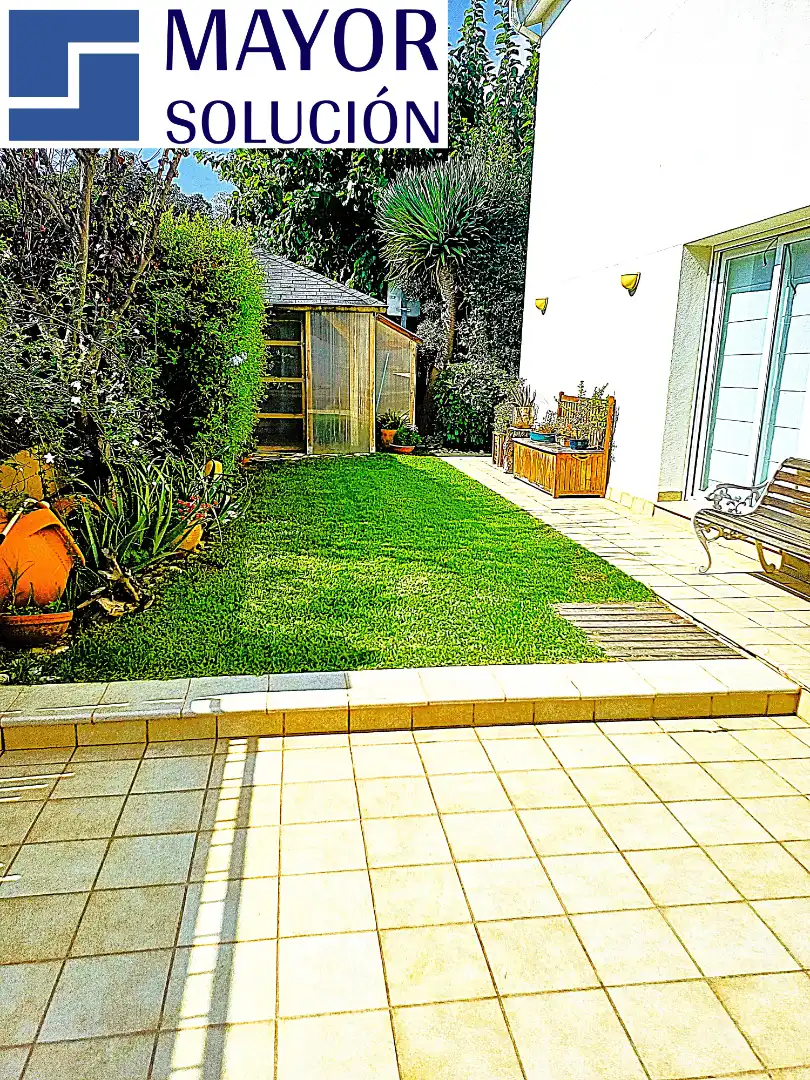 Jardí de Casa o xalet en venda en Sant Andreu de Llavaneres amb Aire condicionat, Calefacció i Jardí privat