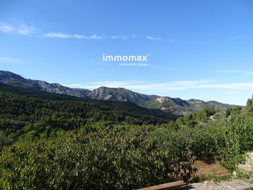 Terreno rustico in vendita a 8
