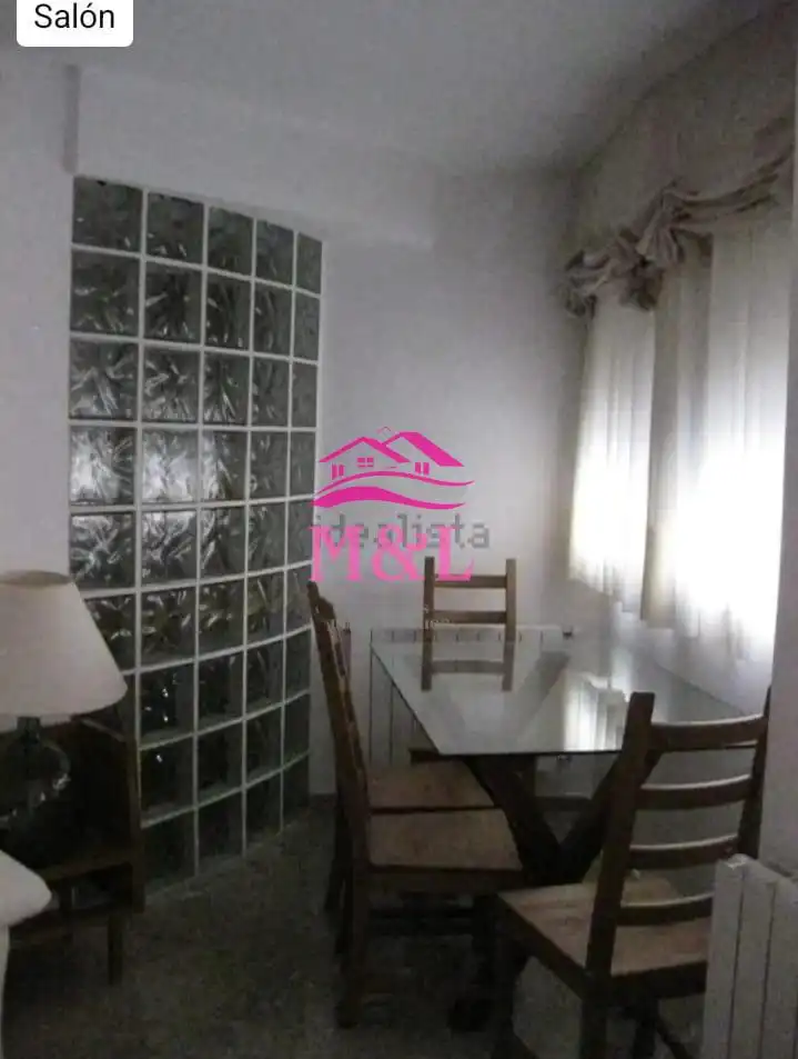 Apartamento de alquiler en Centro