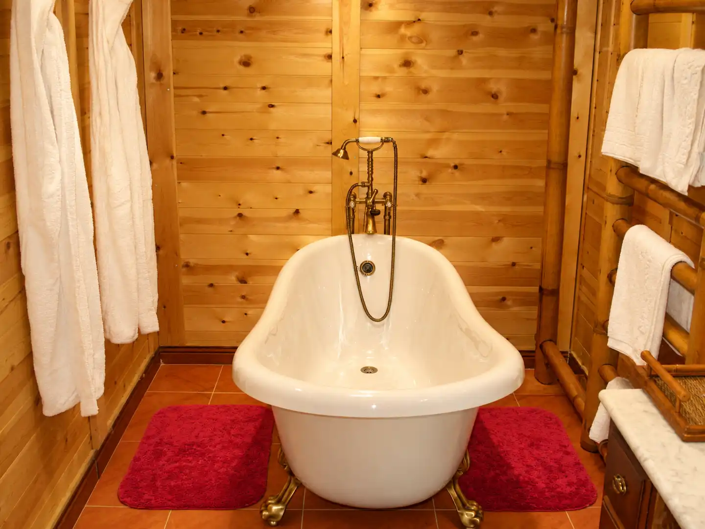 Bathroom of Buildings for sale in Guadarrama, Madrid