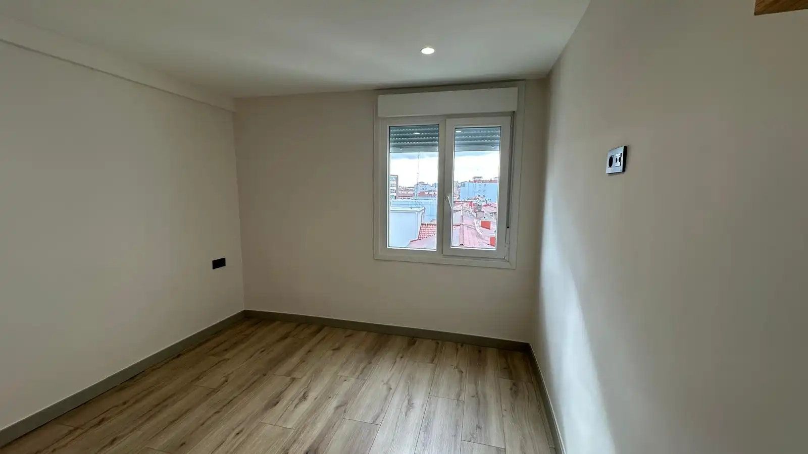 Habitación de Piso en venta en Burgos con Calefacción, Parquet y Amueblado