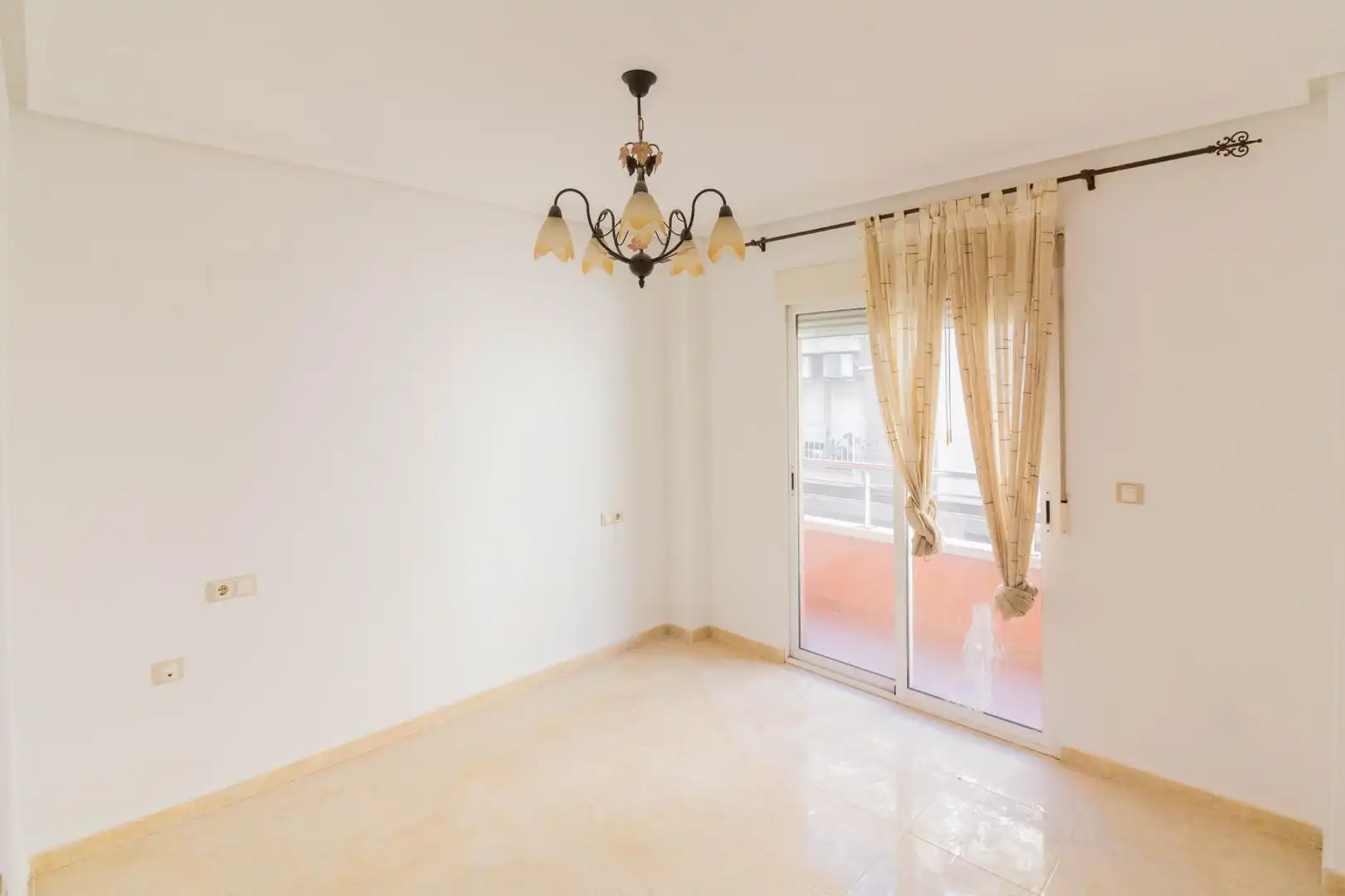 Habitación de Piso en venta en Callosa de Segura con Terraza, Trastero y Balcón