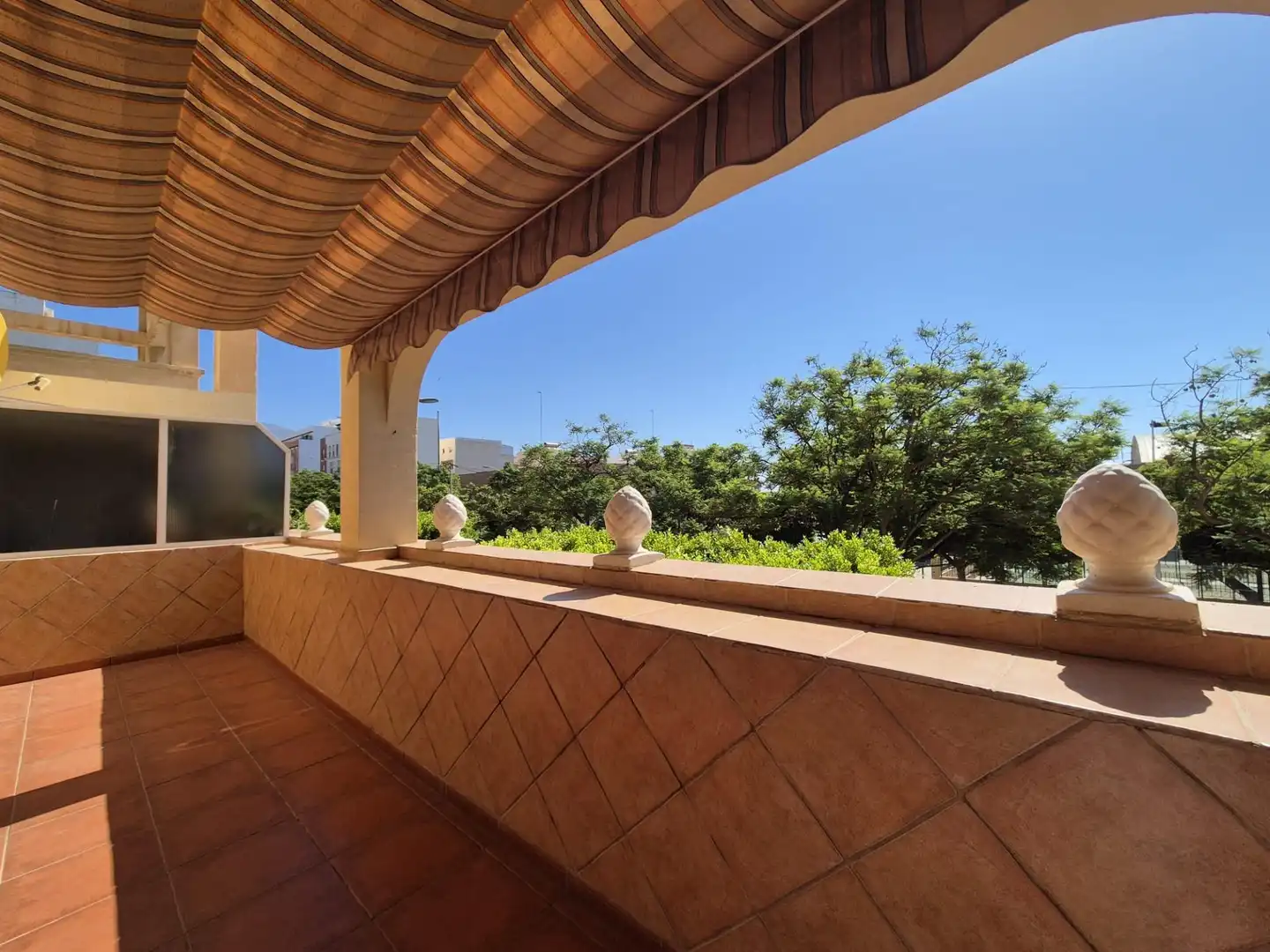 Terraza de Piso en venta en El Ejido con Aire acondicionado, Terraza y Amueblado