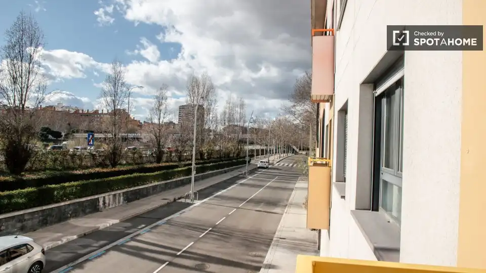 Vista exterior de Pis de lloguer en Madrid amb Aire condicionat, Calefacció i Moblat