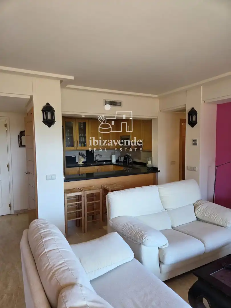 Sala de estar de Dúplex de alquiler en Santa Eulària des Riu con Aire acondicionado, Terraza y Trastero