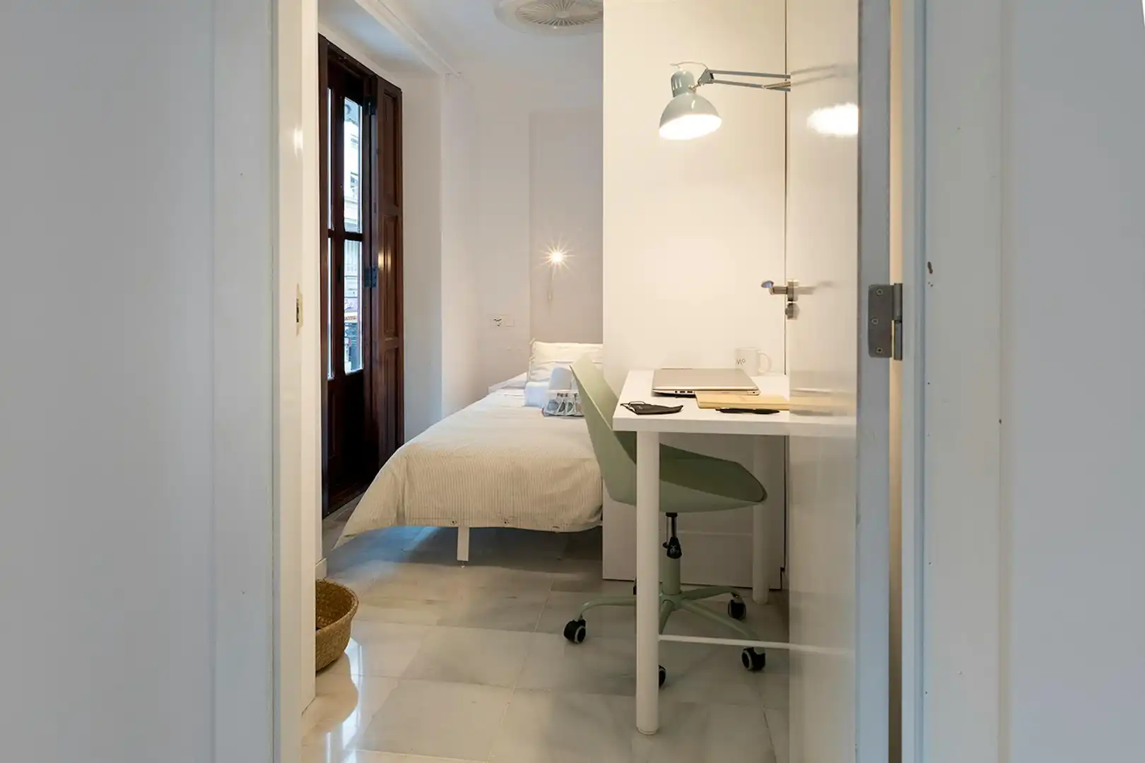 Schlafzimmer von Wohnung zur untervermieten in Valencia mit Heizung, Möbliert und Waschmaschine