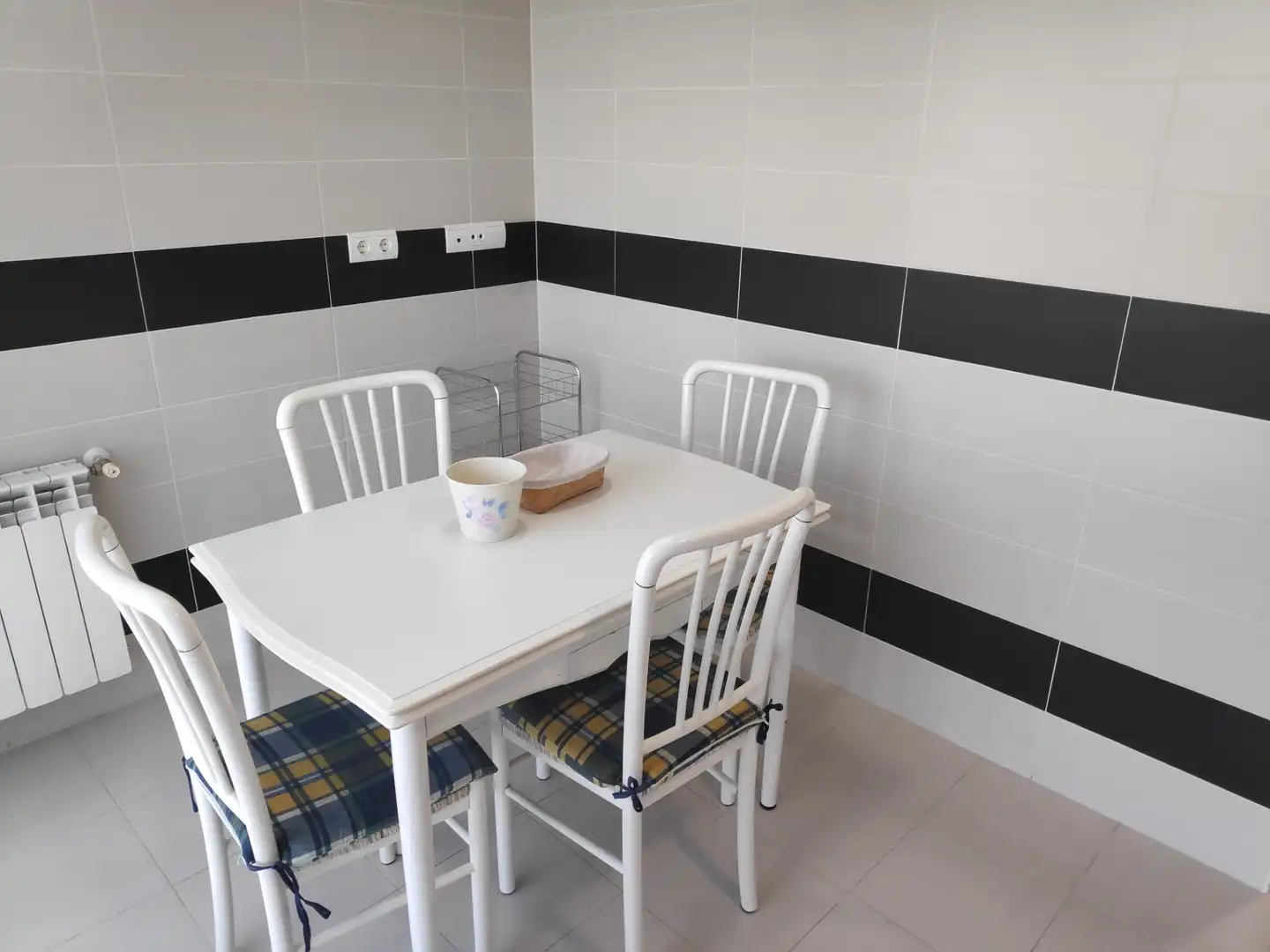 Cocina de Piso de alquiler en Aranjuez con Calefacción, Parquet y Terraza