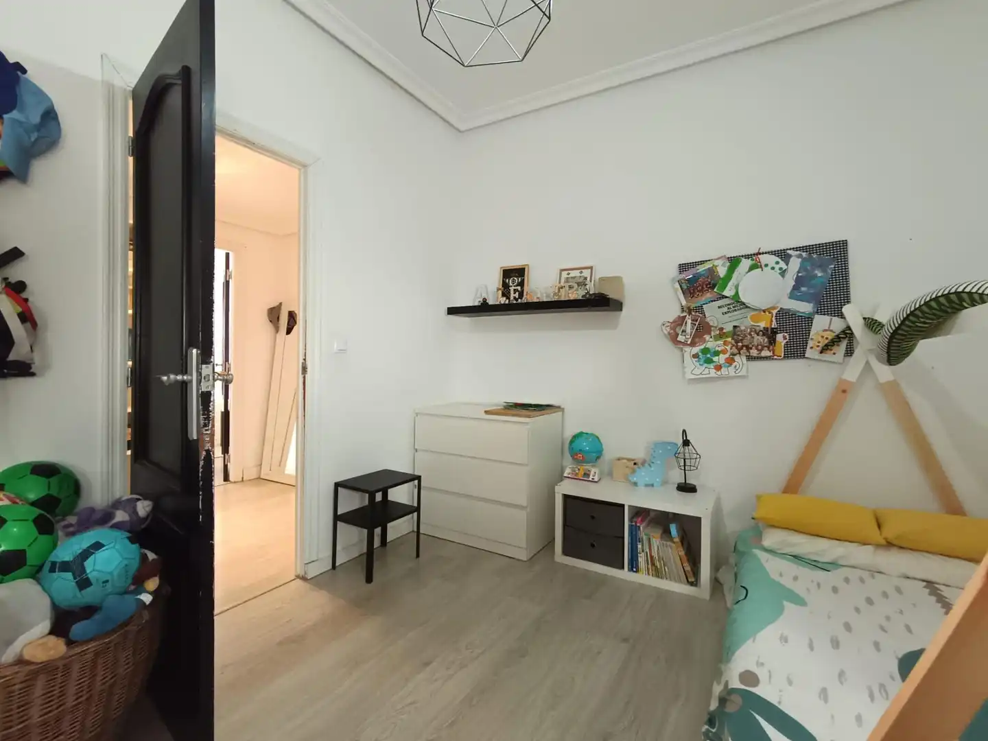 Schlafzimmer von Wohnung zum Verkauf in Córdoba mit Klimaanlage, Terrasse und Balkon