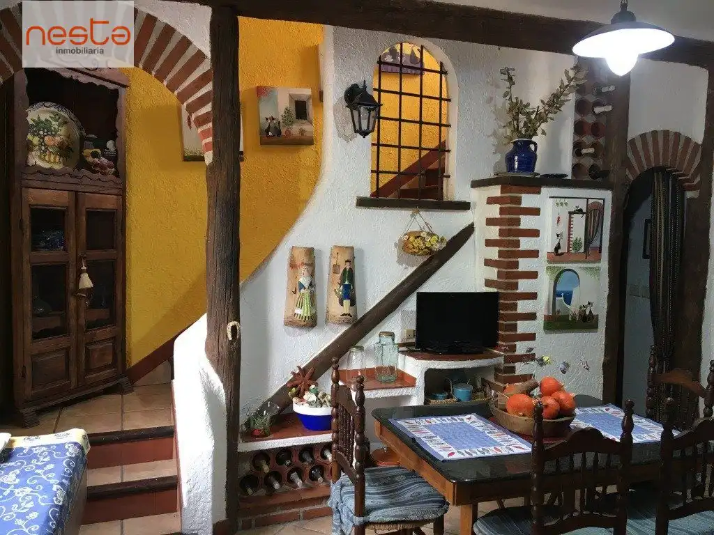 Country house zum Verkauf in Lorca mit Klimaanlage, Terrasse und Schwimmbad