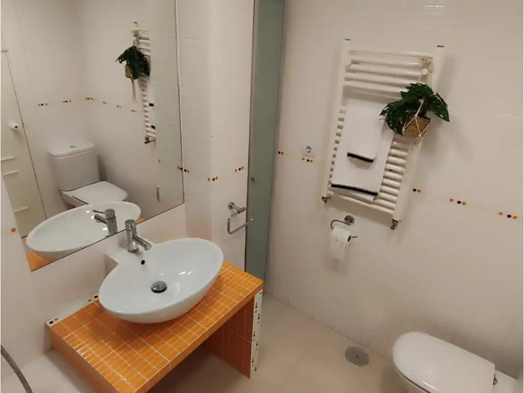 Badezimmer von Erdgeschoss zum Verkauf in Majadahonda mit Gemeinschaftspool