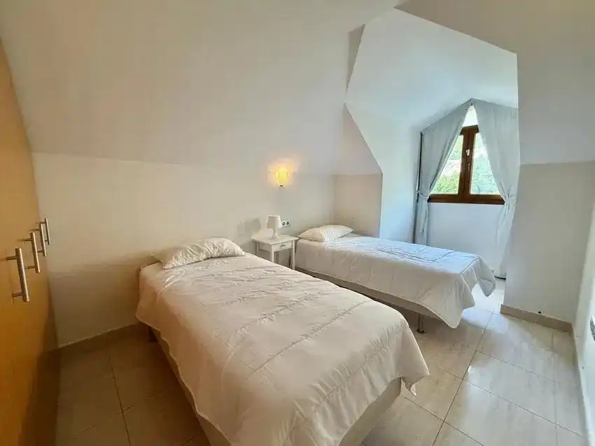 Bedroom of Attic for sale in Benalmádena  with Air Conditioner, Private garden and Terrace