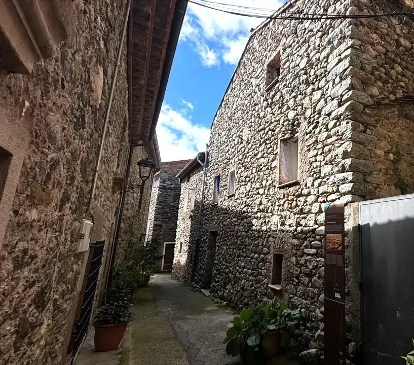 Country homes for sale in Carrer del Àngel, Sant Pau de Segúries