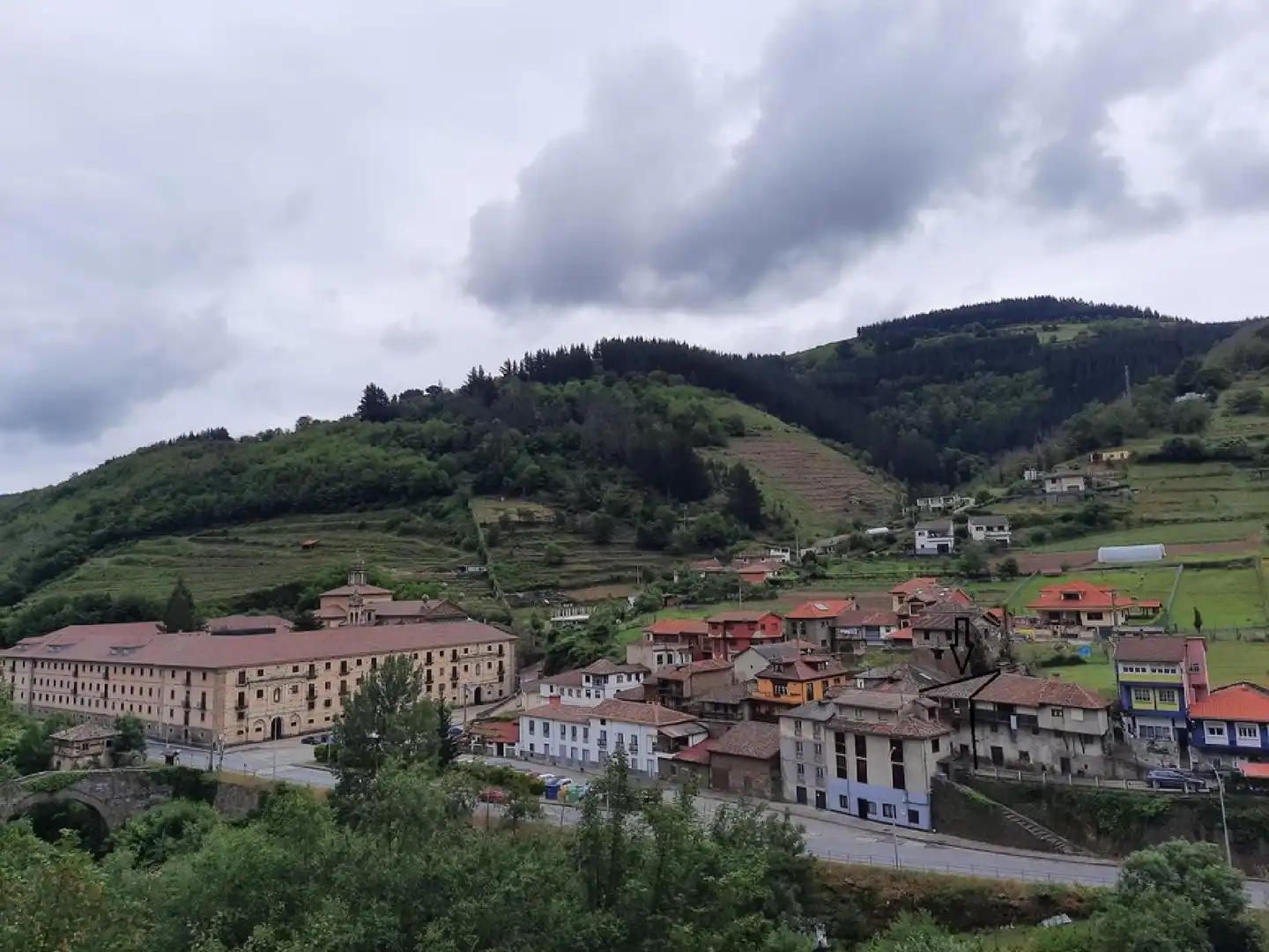 Vista exterior de Casa o xalet en venda en Cangas del Narcea