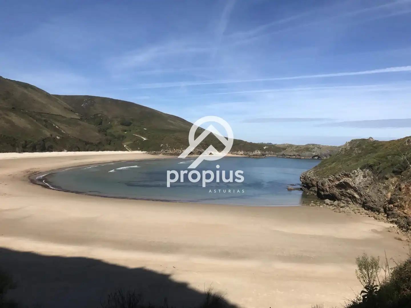 Dachboden zum Verkauf in Llanes mit Abstellraum