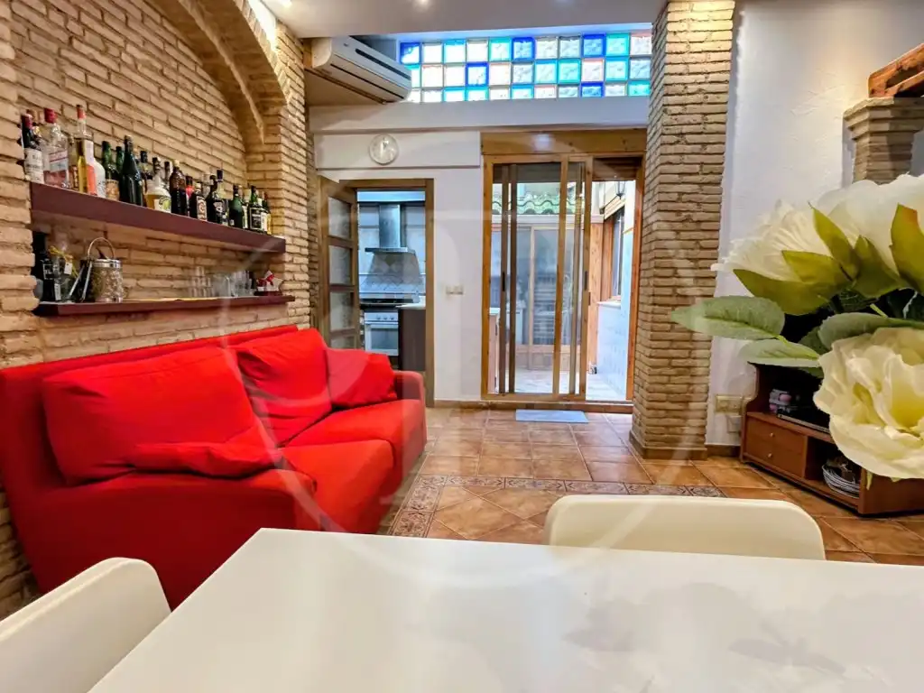Sala d'estar de Pis en venda en Valencia amb Aire condicionat