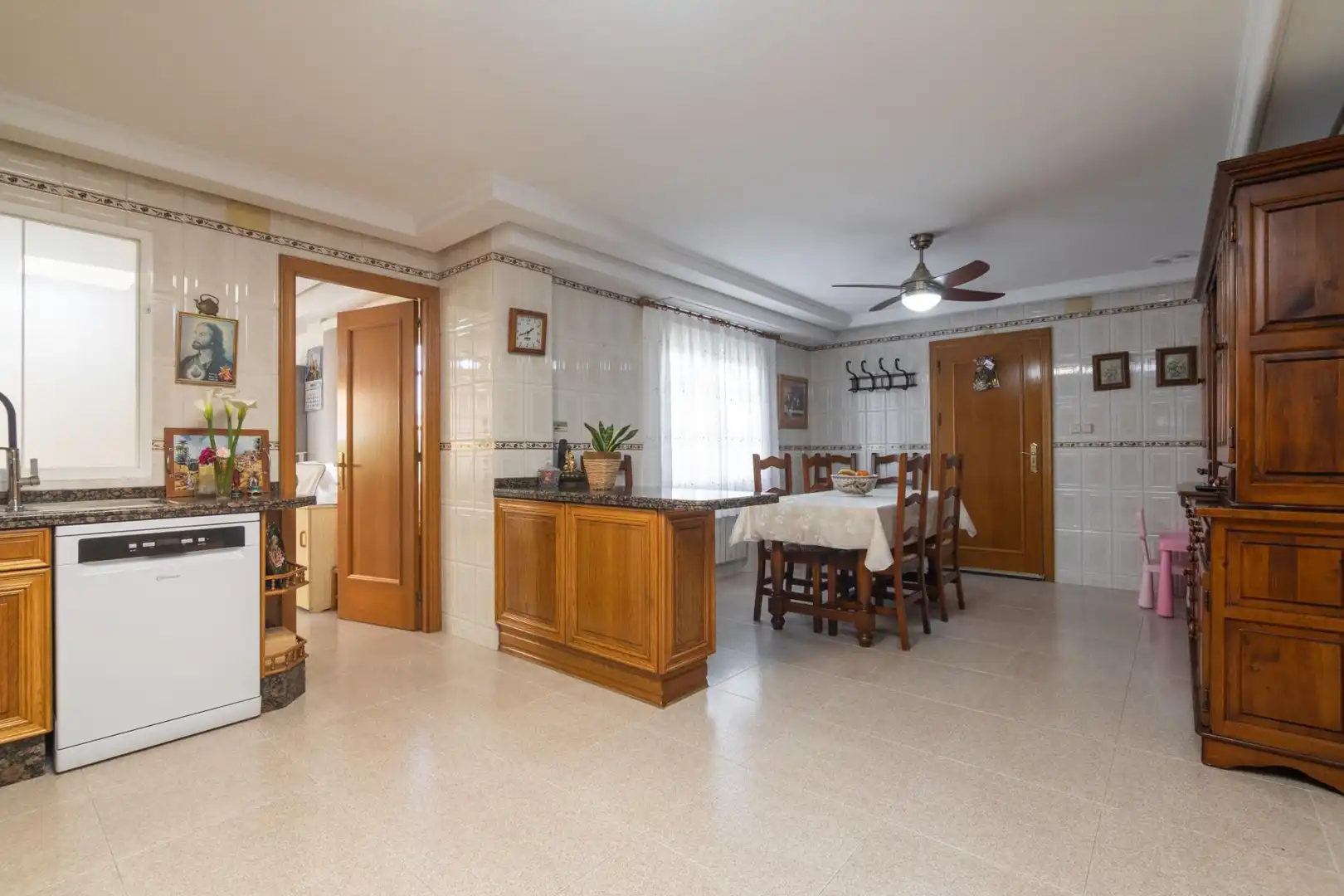 Comedor de Casa o chalet en venta en Elche / Elx con Jardín privado, Terraza y Piscina