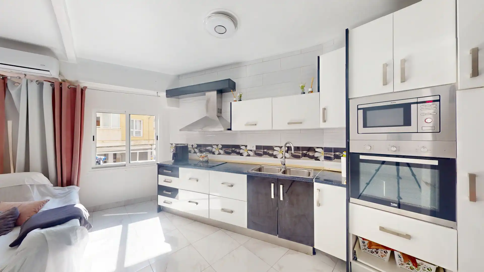 Cocina de Piso en venta en Villajoyosa / La Vila Joiosa con Aire acondicionado y Balcón