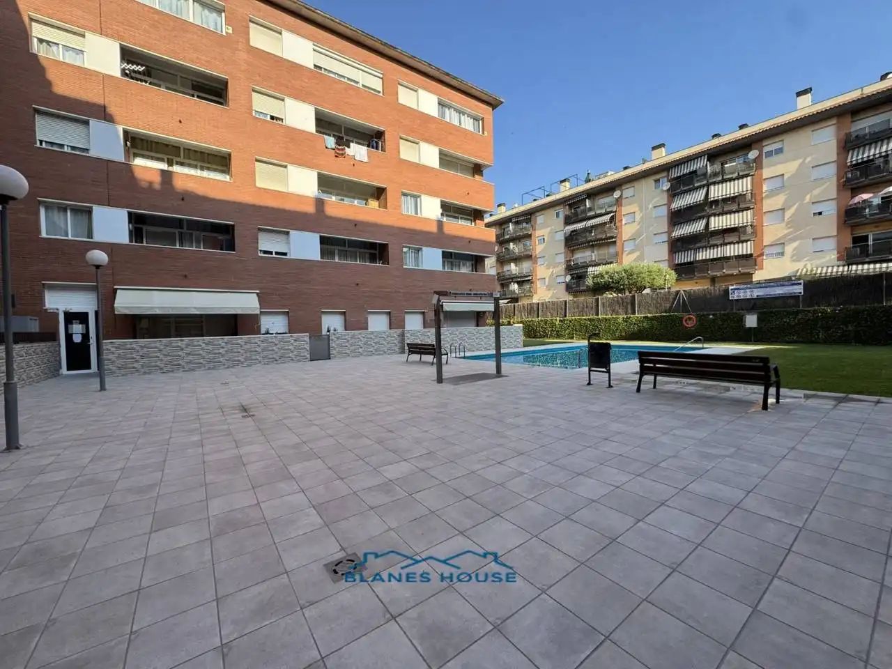 Vista exterior de Dúplex en venda en Lloret de Mar amb Aire condicionat, Terrassa i Traster