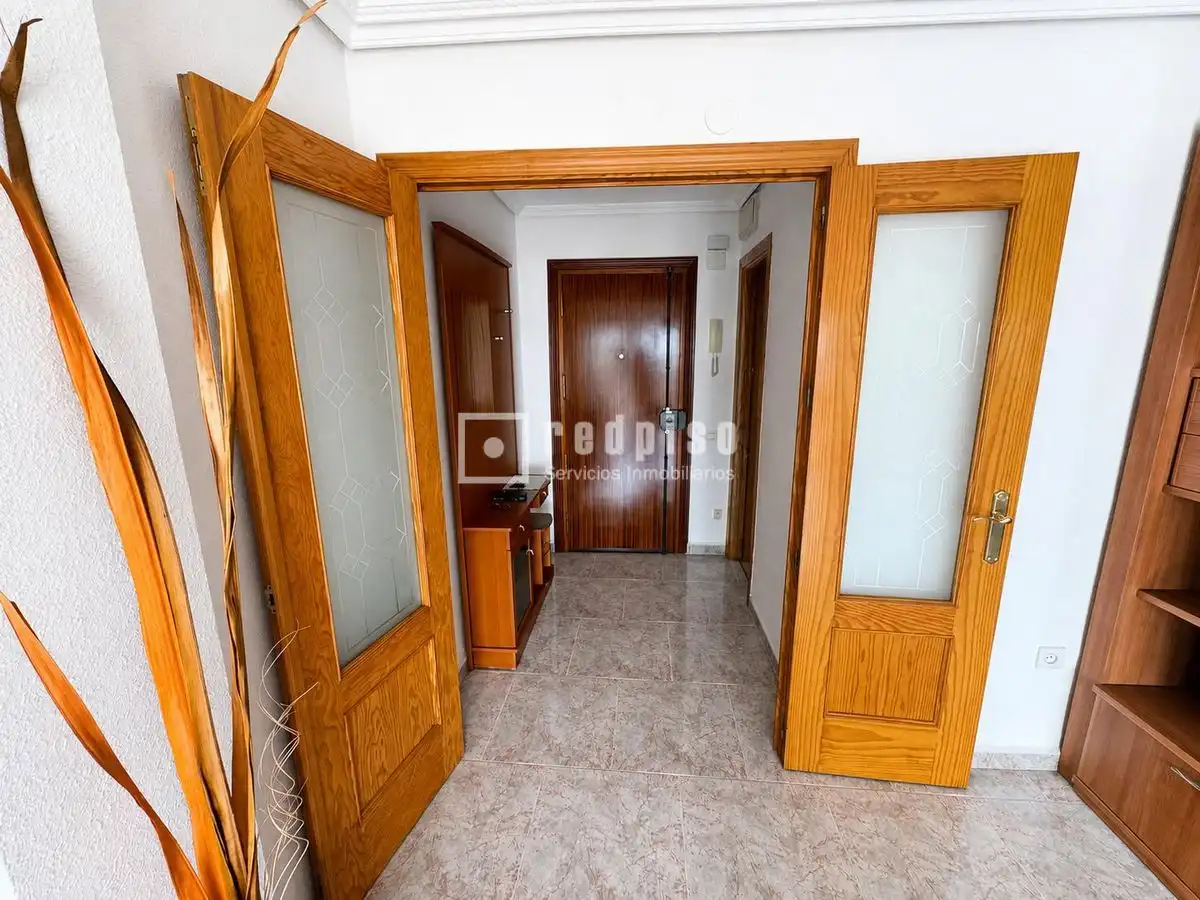 Wohnung zur Miete in Torremolinos mit Klimaanlage, Terrasse und Möbliert