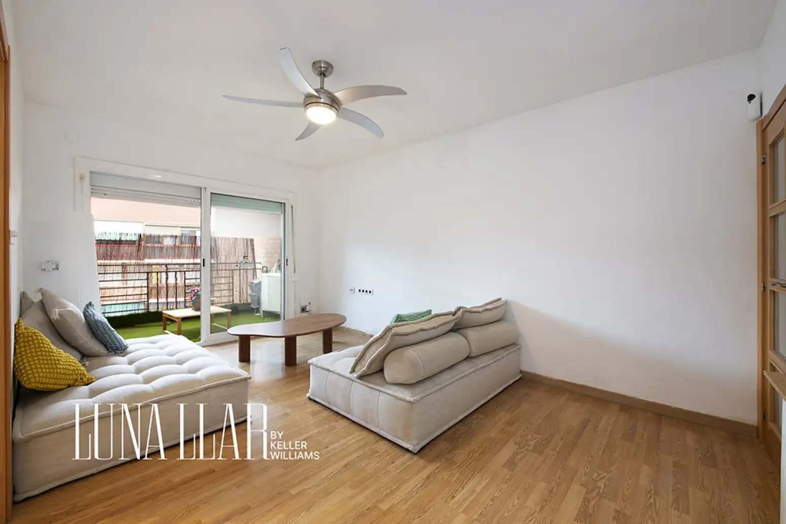 Sala de estar de Piso en venta en Gavà con Balcón
