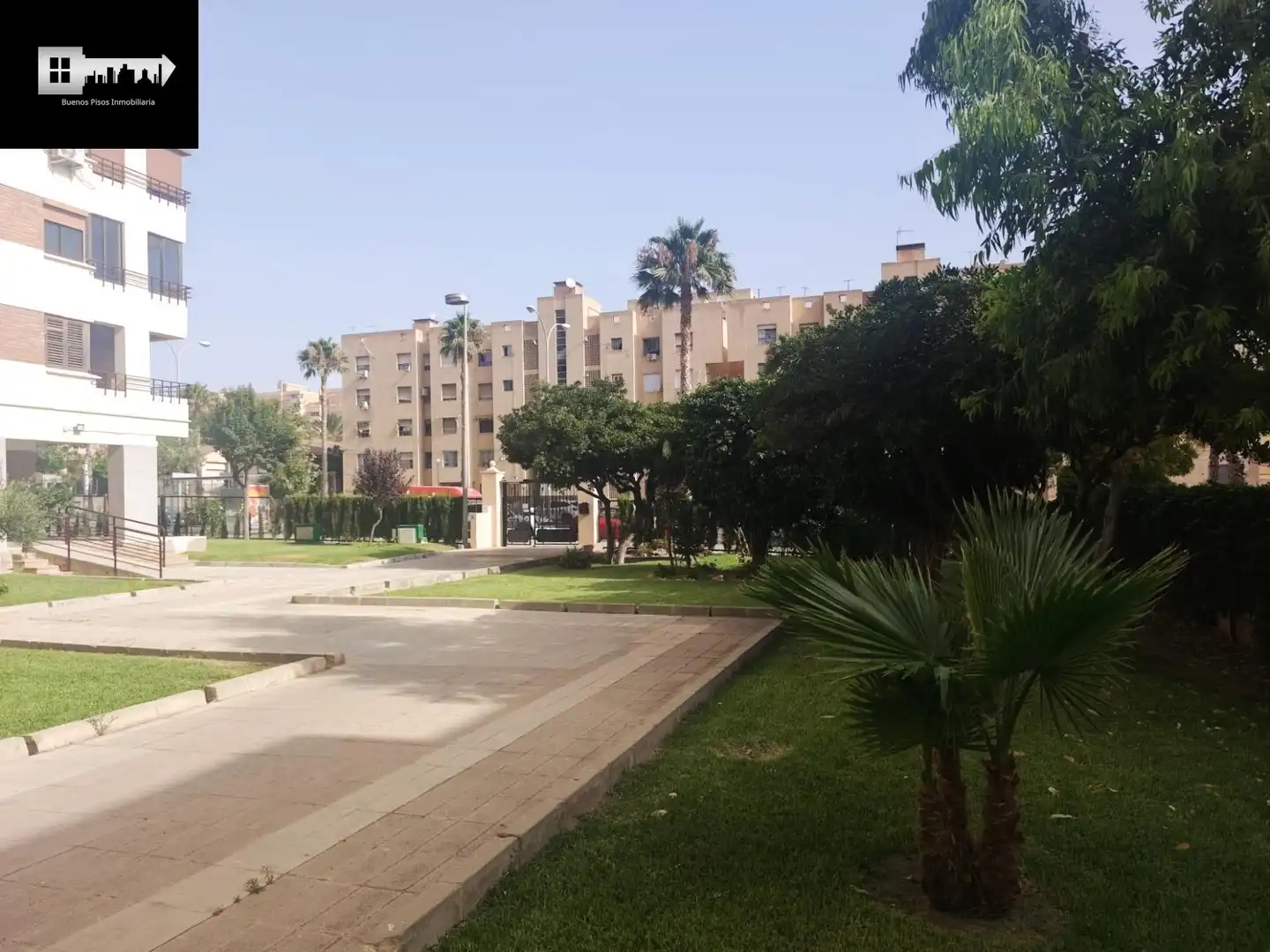Vista exterior de Garatge en venda en Alicante / Alacant