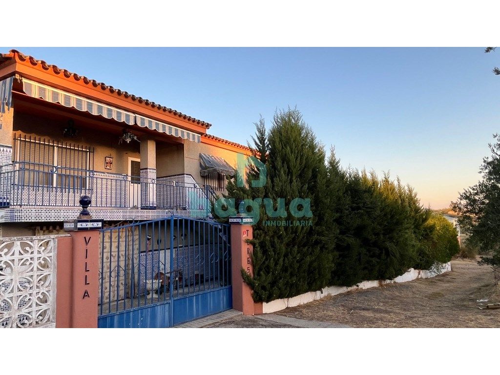 Vista exterior de Finca rústica en venta en Alange