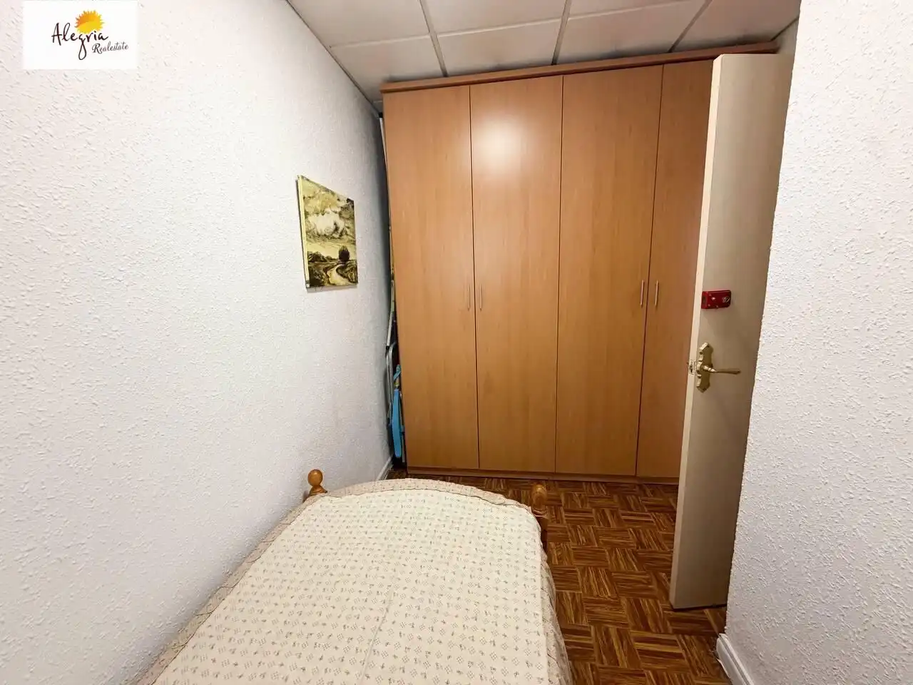 Habitación de Apartamento en venta en Manises con Aire acondicionado, Amueblado y Balcón