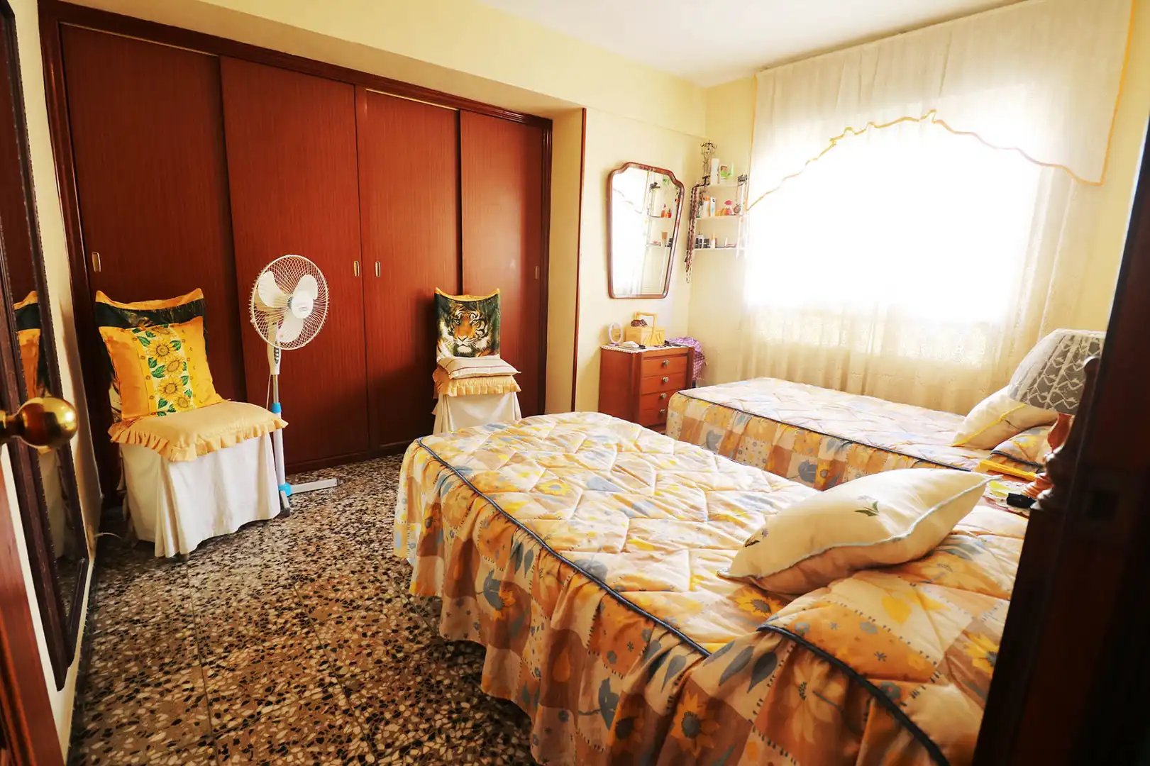 Dormitori de Apartament en venda en Guardamar del Segura amb Aire condicionat, Terrassa i Moblat