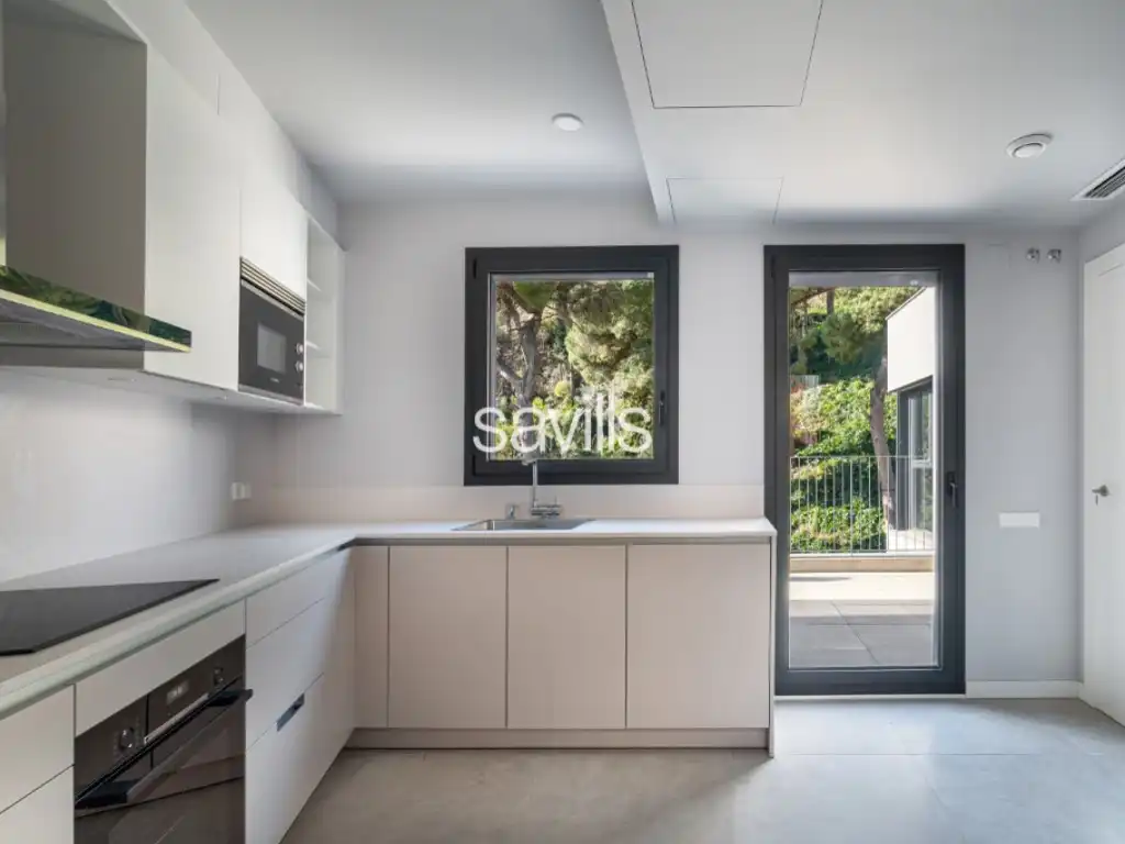 Cocina de Casa o chalet de alquiler en Barcelona con Aire acondicionado, Jardín privado y Terraza