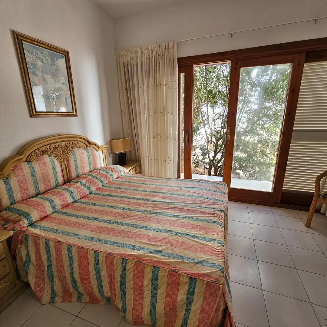Dormitori de Casa adosada en venda en La Manga del Mar Menor amb Jardí privat, Terrassa i Moblat