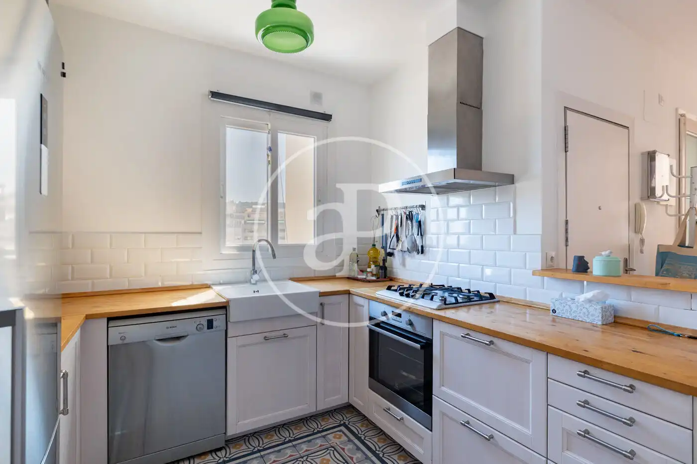 Kitchen of Attic for sale in Barcelona  with Air Conditioner, Heating and Terrace